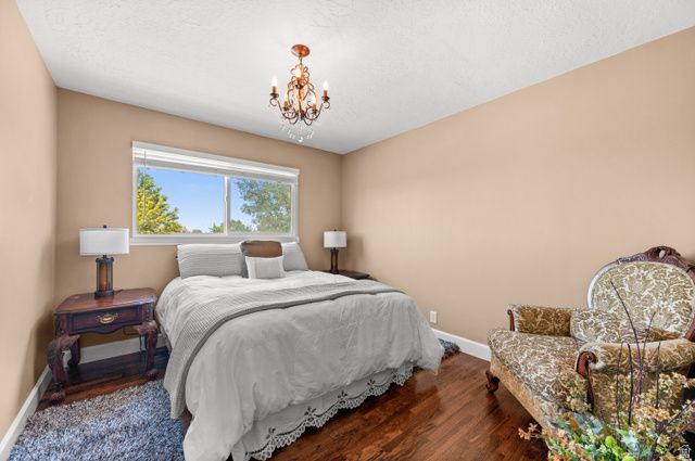 145 S KINGDON LN, North Salt Lake, UT 84054