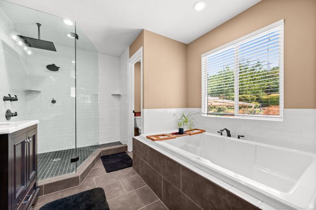 145 S KINGDON LN, North Salt Lake, UT 84054