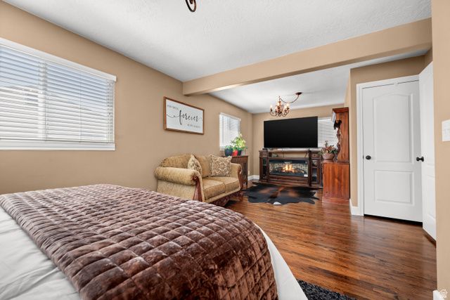 145 S KINGDON LN, North Salt Lake, UT 84054