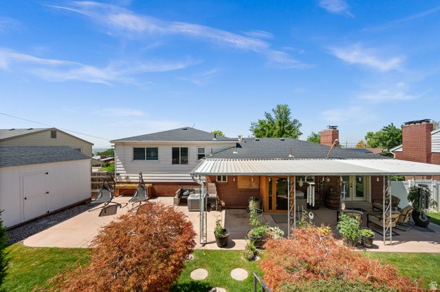 145 S KINGDON LN, North Salt Lake, UT 84054