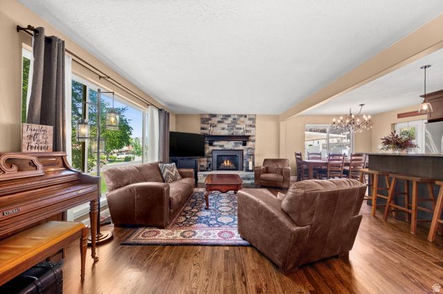 145 S KINGDON LN, North Salt Lake, UT 84054