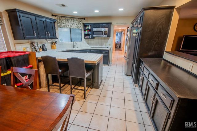 13400 Frenchglen Avenue, Bakersfield, CA 93314