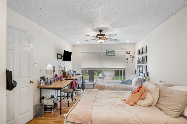 7025 Escondido Drive, Arlington, TX 76016