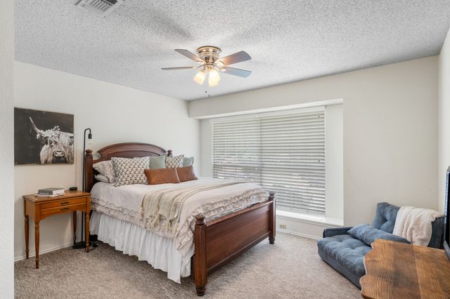 7025 Escondido Drive, Arlington, TX 76016