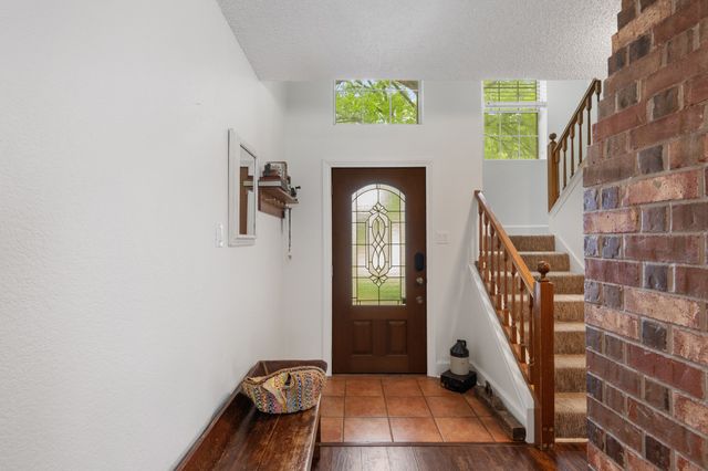 7025 Escondido Drive, Arlington, TX 76016