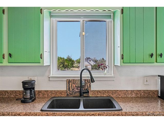 11781 Orleans Cir, Commerce City, CO 80022