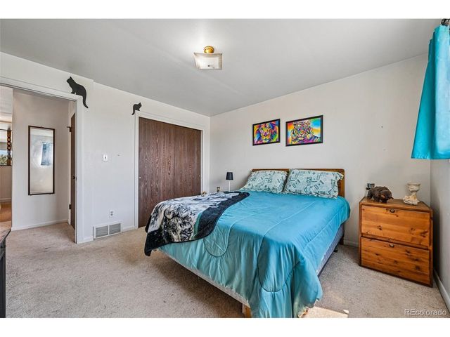 11781 Orleans Cir, Commerce City, CO 80022