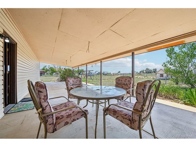 11781 Orleans Cir, Commerce City, CO 80022