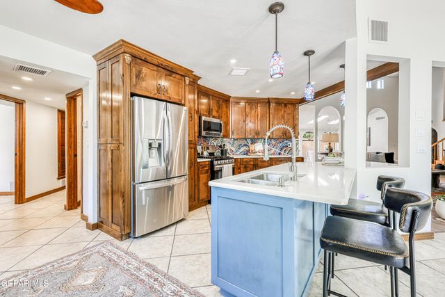 630 GARY Lane, El Paso, TX 79922