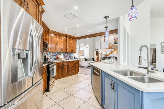 630 GARY Lane, El Paso, TX 79922
