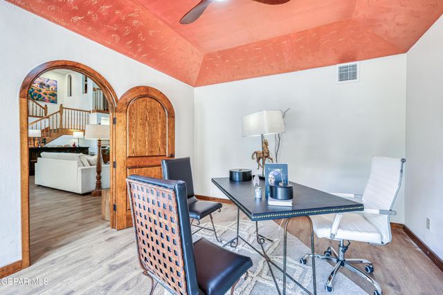 630 GARY Lane, El Paso, TX 79922