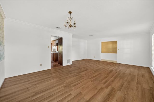 9218 Rowan Lane, Houston, TX 77036