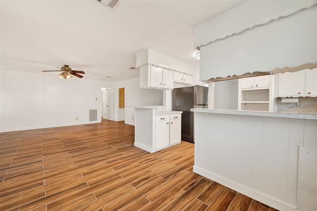 9218 Rowan Lane, Houston, TX 77036