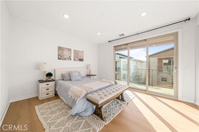 602 Catalonia, Lake Forest (el Toro), CA 92630