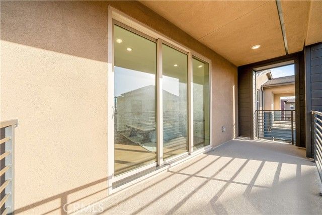 602 Catalonia, Lake Forest (el Toro), CA 92630