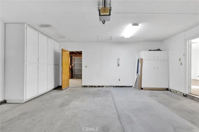 14866 Nokomis Road, Apple Valley, CA 92307