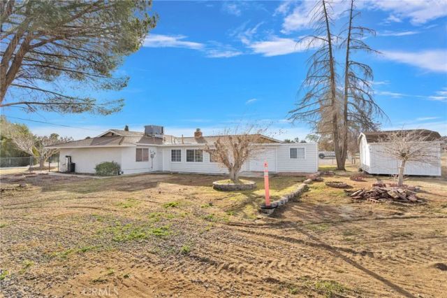 14866 Nokomis Road, Apple Valley, CA 92307