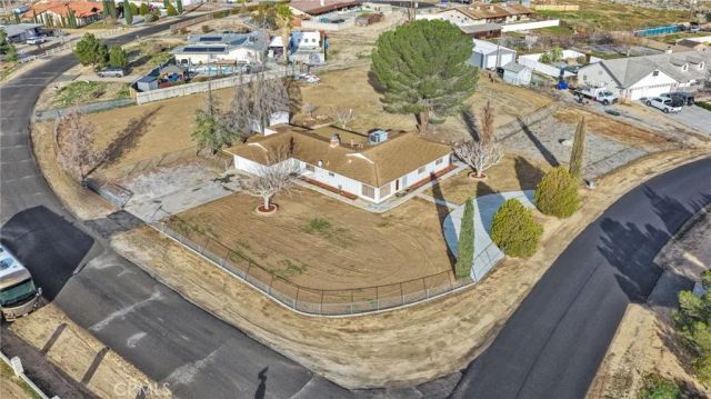 14866 Nokomis Road, Apple Valley, CA 92307