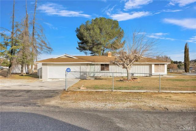 14866 Nokomis Road, Apple Valley, CA 92307