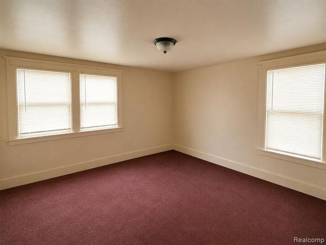 12780 Strathmoor Street, Detroit, MI 48227
