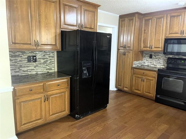 31 Williamsburg Drive NW, Rome, GA 30165