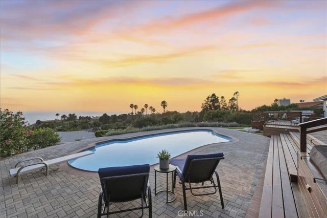 24 Coveview Drive, Rancho Palos Verdes, CA 90275
