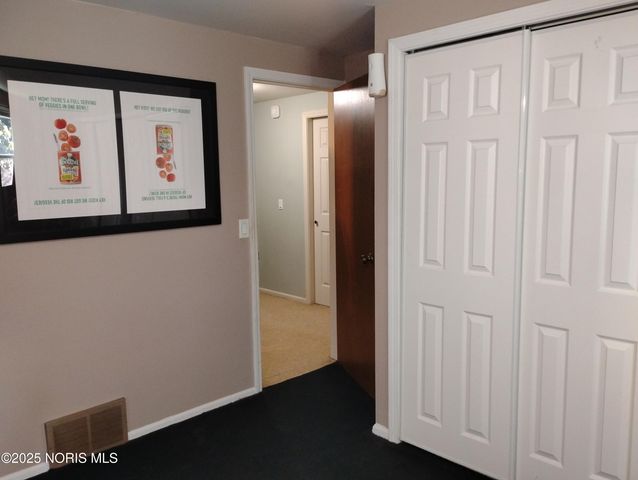 206 Glen Arbor Drive, Bryan, OH 43506