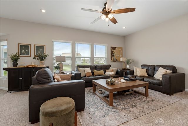 4255 Forestedge Street, Tipp City, OH 45371