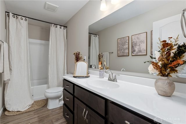 4255 Forestedge Street, Tipp City, OH 45371