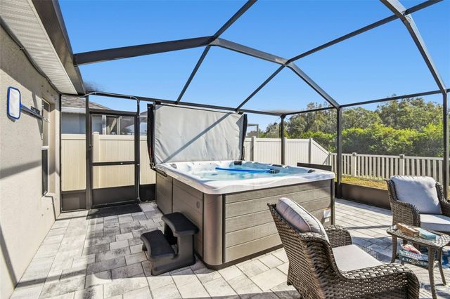 8439 HUNTERS FORK LOOP, Ruskin, FL 33573