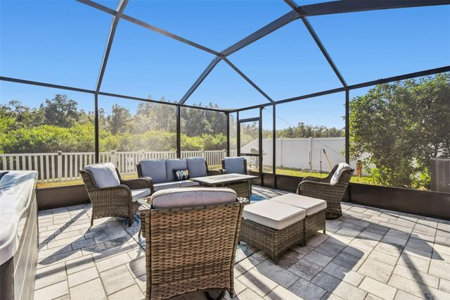 8439 HUNTERS FORK LOOP, Ruskin, FL 33573