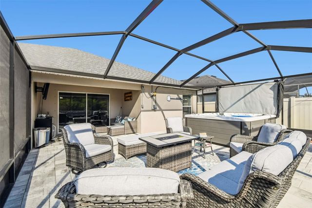 8439 HUNTERS FORK LOOP, Ruskin, FL 33573