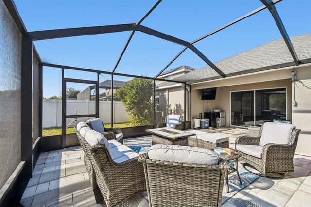 8439 HUNTERS FORK LOOP, Ruskin, FL 33573