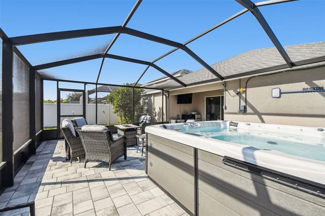 8439 HUNTERS FORK LOOP, Ruskin, FL 33573