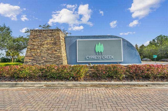 8439 HUNTERS FORK LOOP, Ruskin, FL 33573