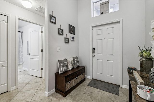 8439 HUNTERS FORK LOOP, Ruskin, FL 33573