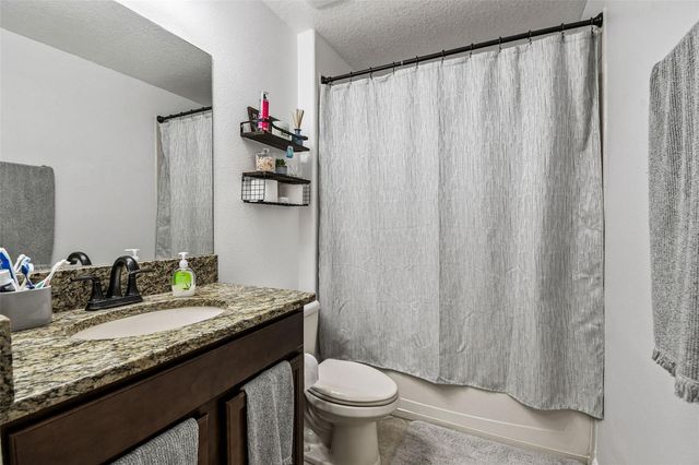 8439 HUNTERS FORK LOOP, Ruskin, FL 33573