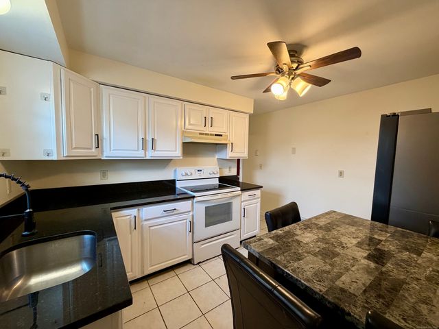 21 Weybosset Street 3, New Haven, CT 06513