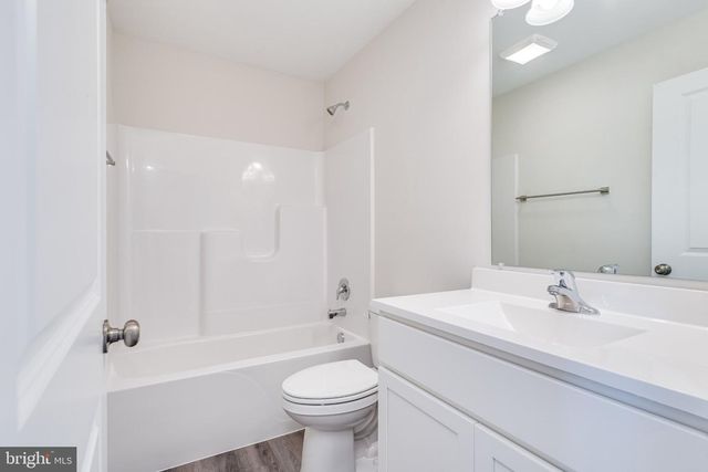 97 MOSES DR, Martinsburg, WV 25405