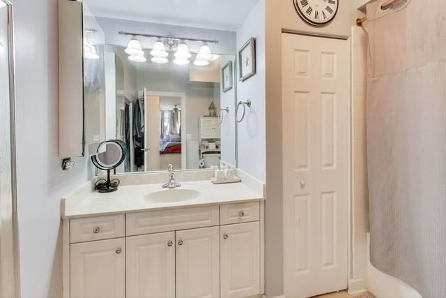 8300 Callie Avenue 310, Morton Grove, IL 60053