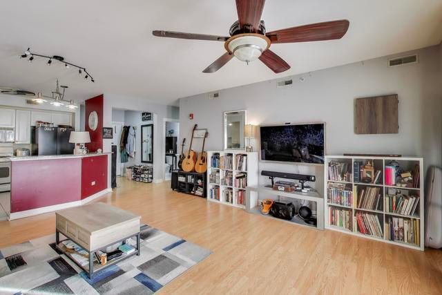 8300 Callie Avenue 310, Morton Grove, IL 60053