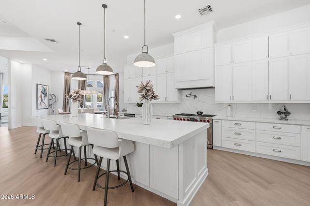 10651 E CACTUS Road, Scottsdale, AZ 85259