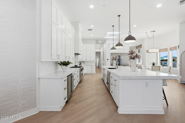 10651 E CACTUS Road, Scottsdale, AZ 85259