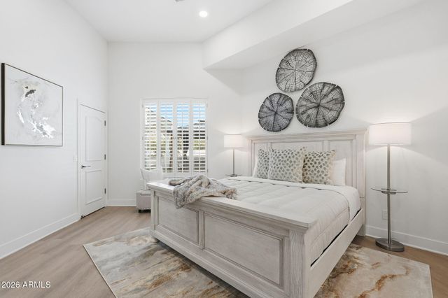 10651 E CACTUS Road, Scottsdale, AZ 85259