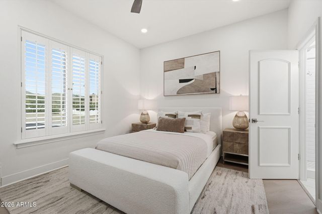 10651 E CACTUS Road, Scottsdale, AZ 85259