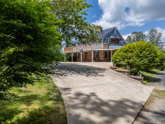 3414 Liberty Road, West Liberty, KY 41472