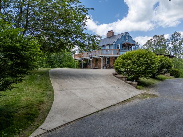 3414 Liberty Road, West Liberty, KY 41472