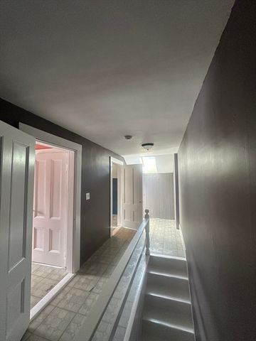 9 Buxton Court 9, Andover, MA 01810