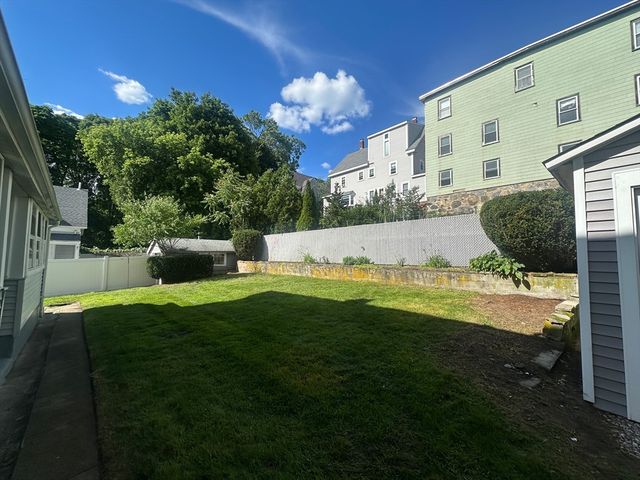 9 Buxton Court 9, Andover, MA 01810