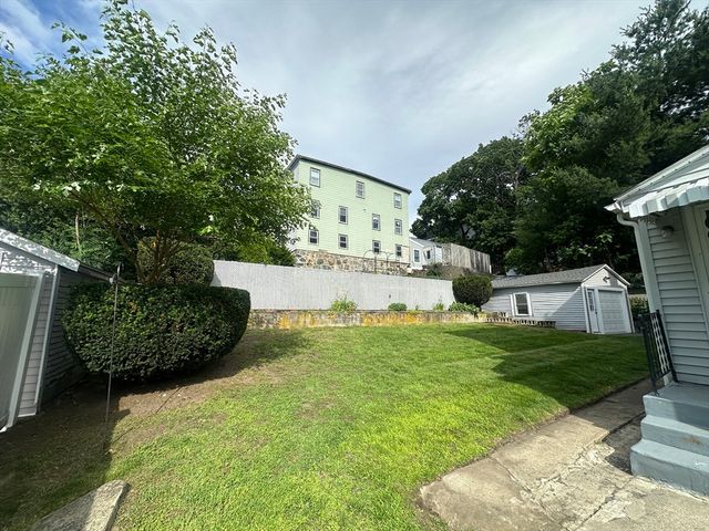 9 Buxton Court 9, Andover, MA 01810